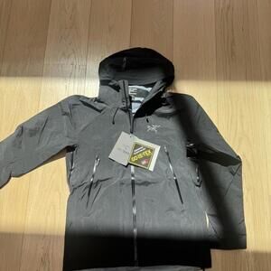 Arc’teryx Beta SL Black and Grey